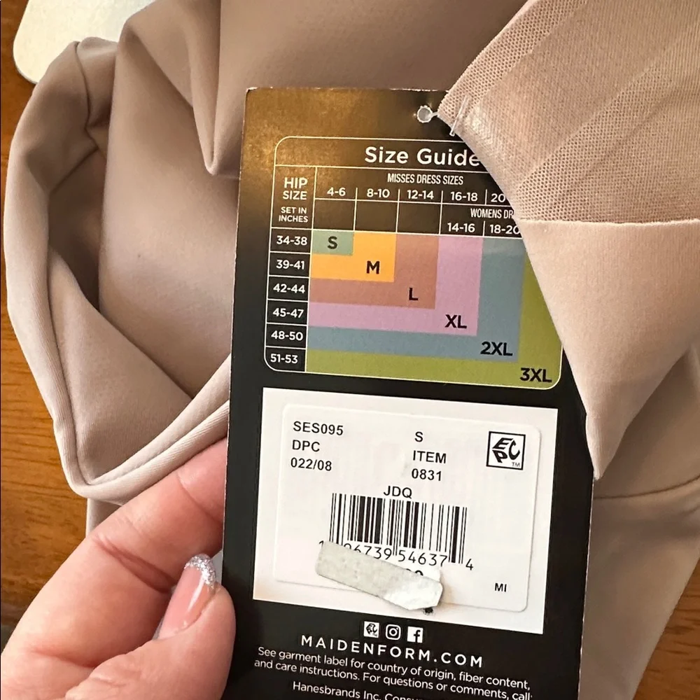 Maidenform thigh slimmer NWT Small High Waist Sculpts Extra Firm NEW S